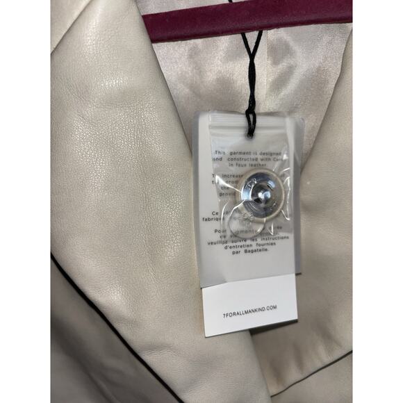 7 For All Mankind Medium Faux Leather Blazer and Short Set in a cream NEW - Picture 6 of 16